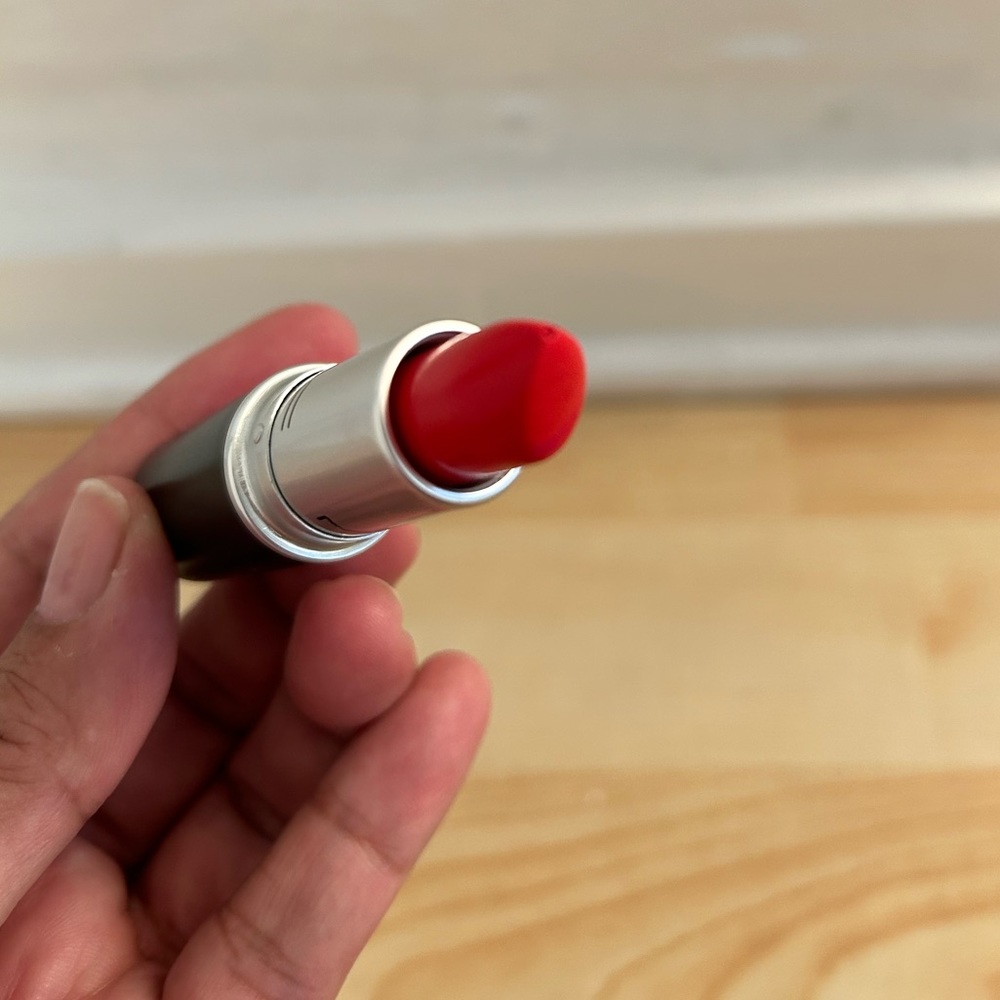MAC Cosmetics Lipstick- Lady Danger- New - Picture 4 of 6